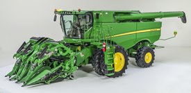 608FC Folding Corn Head