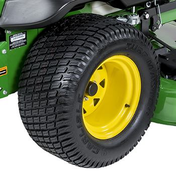 61-cm (24-in.) diameter rear tire (Z740R)